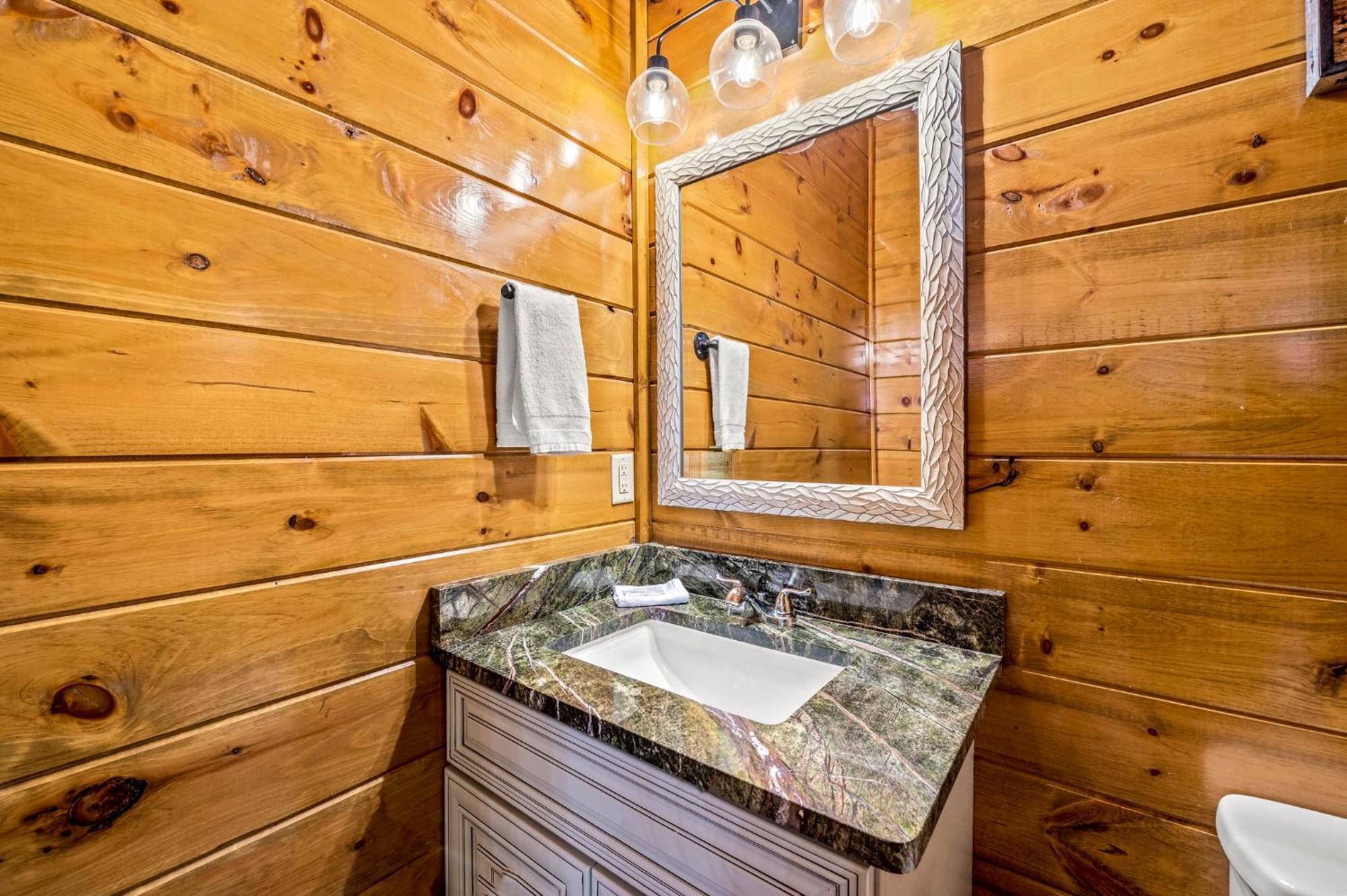 The Mighty Crabapple Manor By Stony Brook Cabins Gatlinburg Exterior foto